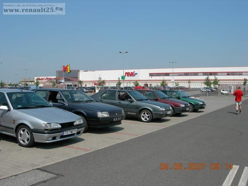 Spot Renault 19 klub i moja Renia na goscinnych wystepach:)