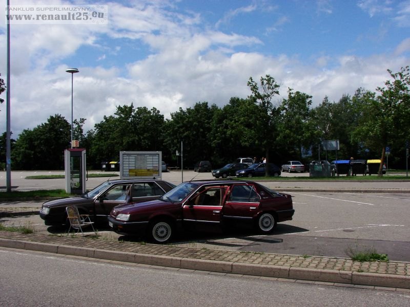 okolo 100km za stuttgartem przerwa na malego "komara" bo noc byla baardzo krotka