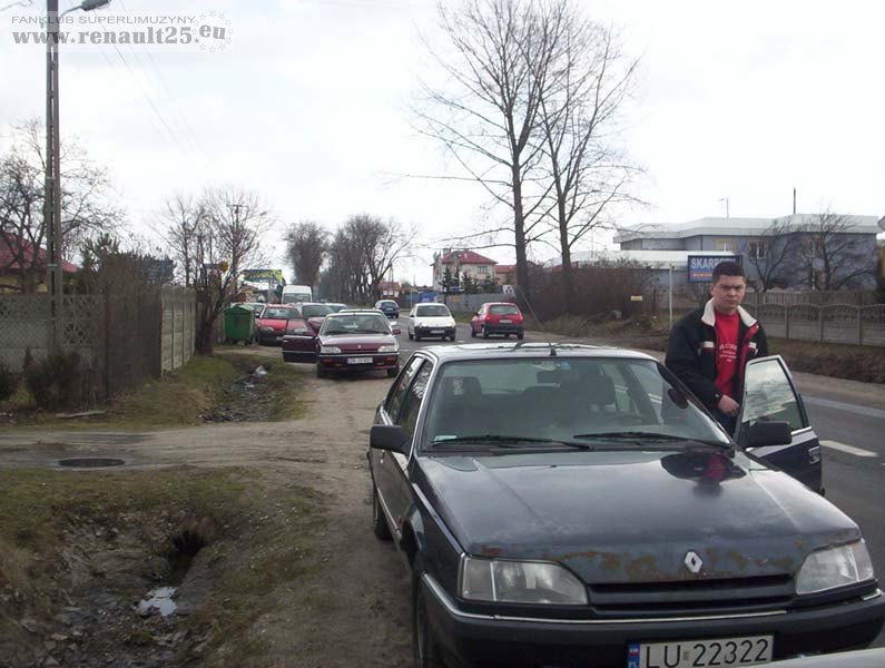 chwilowy przystanek na uzupełnienie zapasów:P