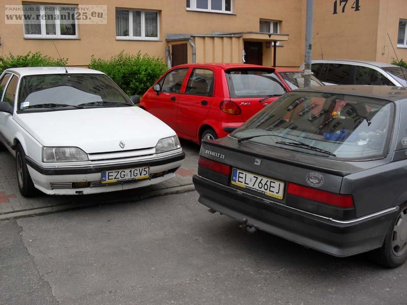 pod blokiem na Retkini