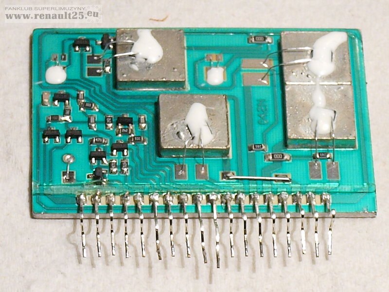 Wnętrze podróbki STK4050II