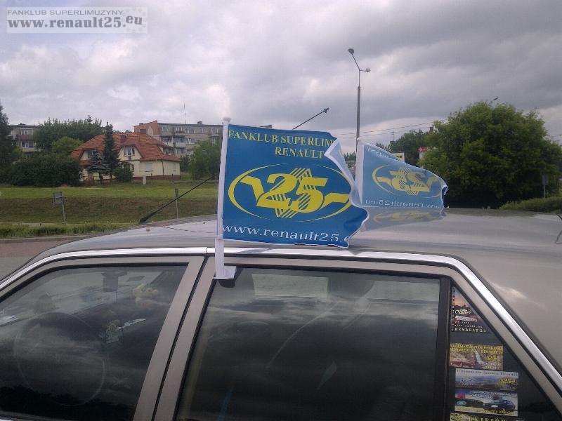 Flagi na wietrze